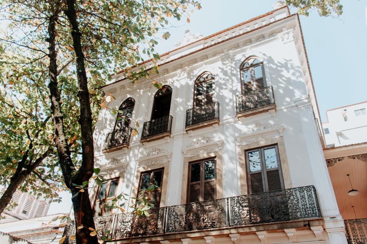 25 Auberge de jeunesse *